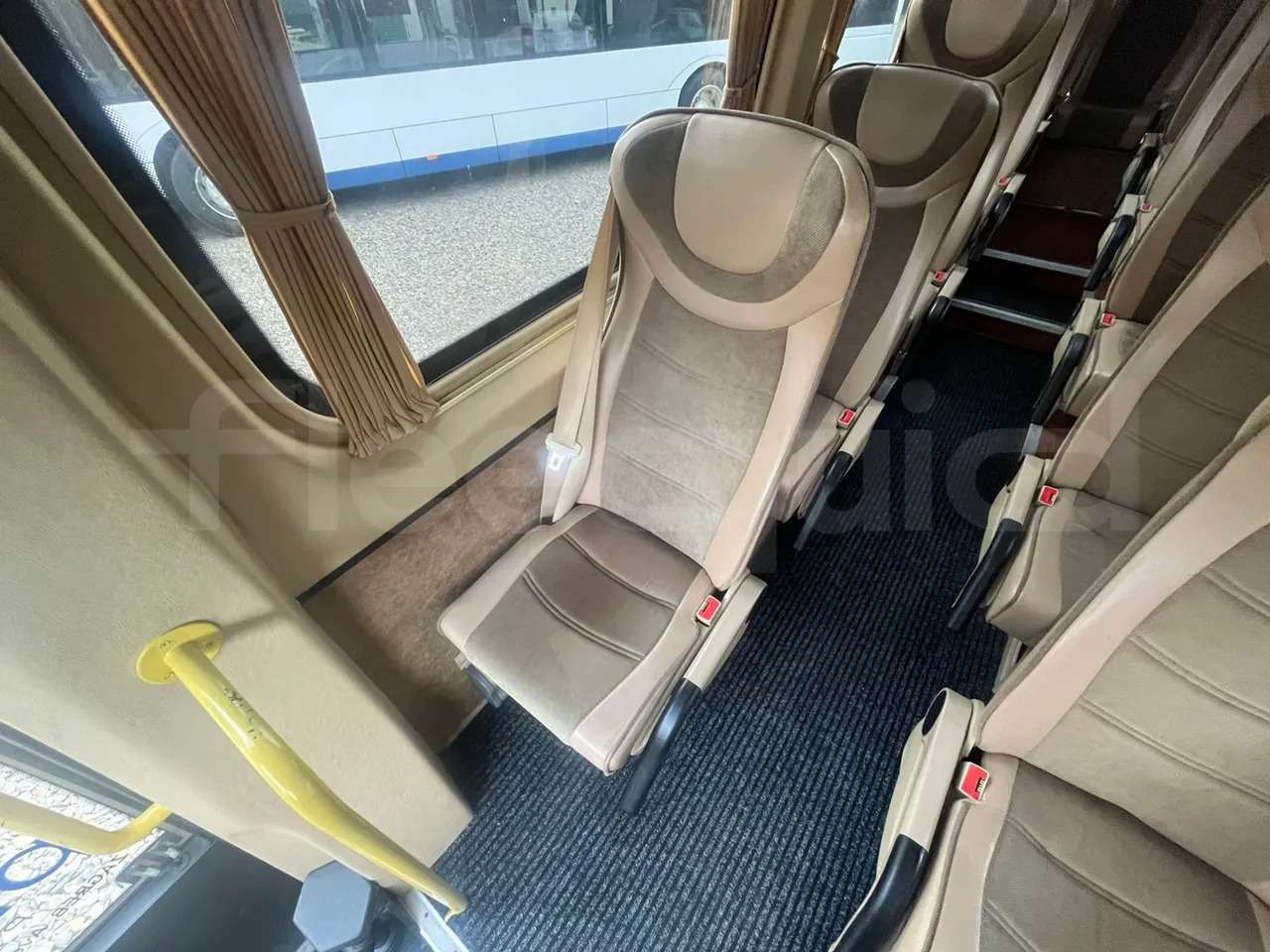 Autocar Mercedes-Benz Sprinter: photos 9