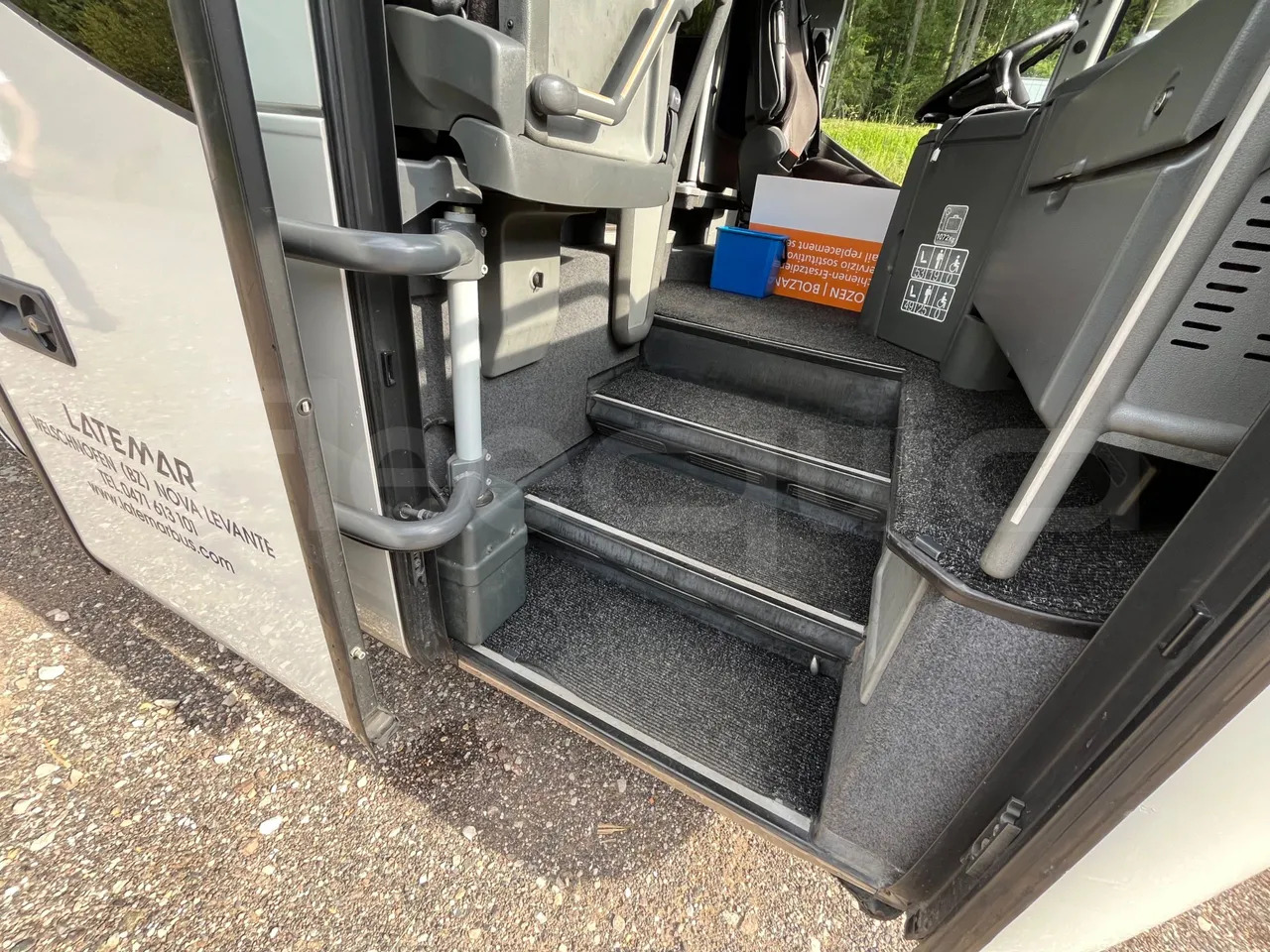 Autocar Setra S415: photos 16