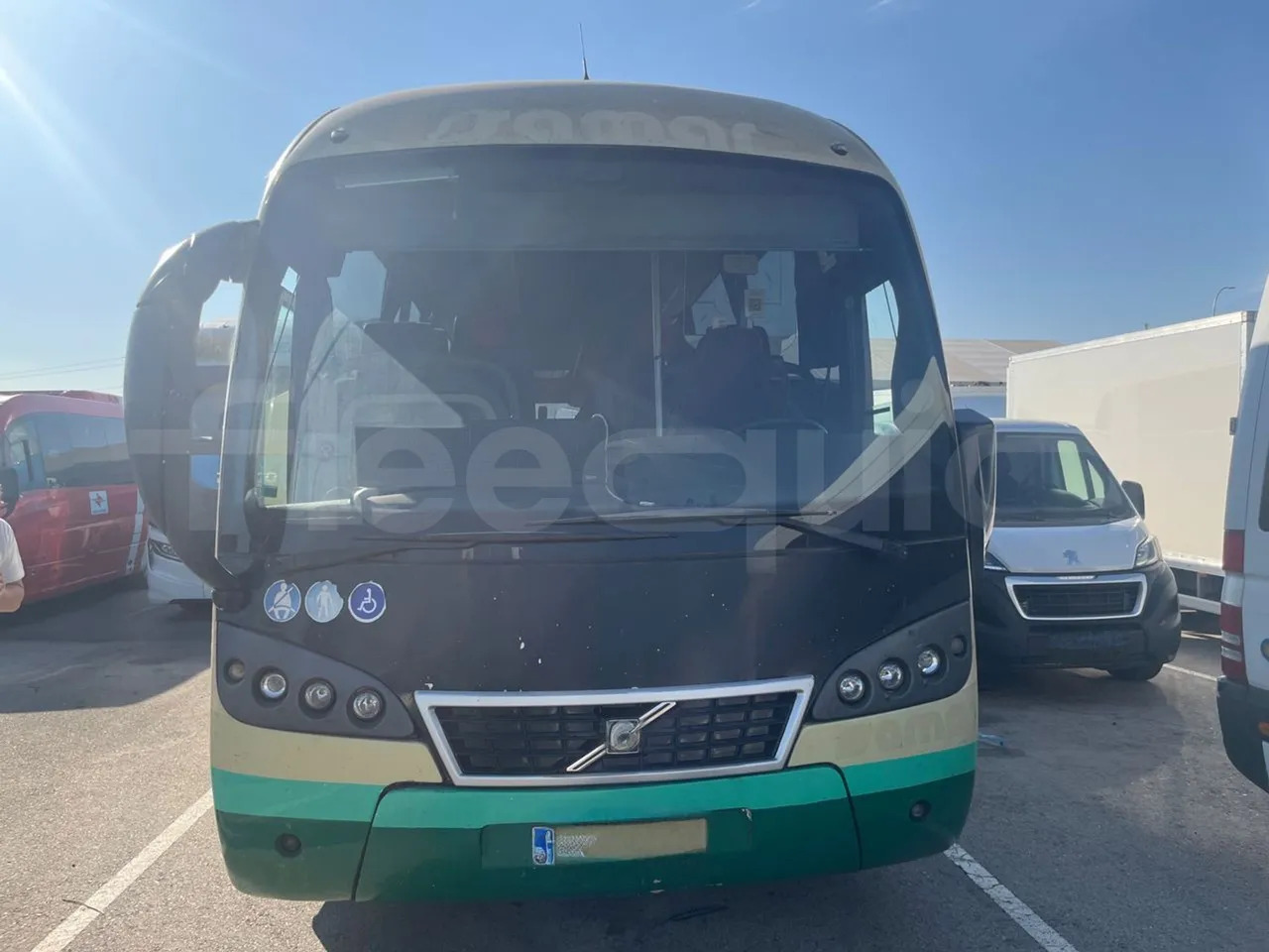 Volvo B12B - Autocar: photos 1 Volvo B12B - Autocar: photos 1