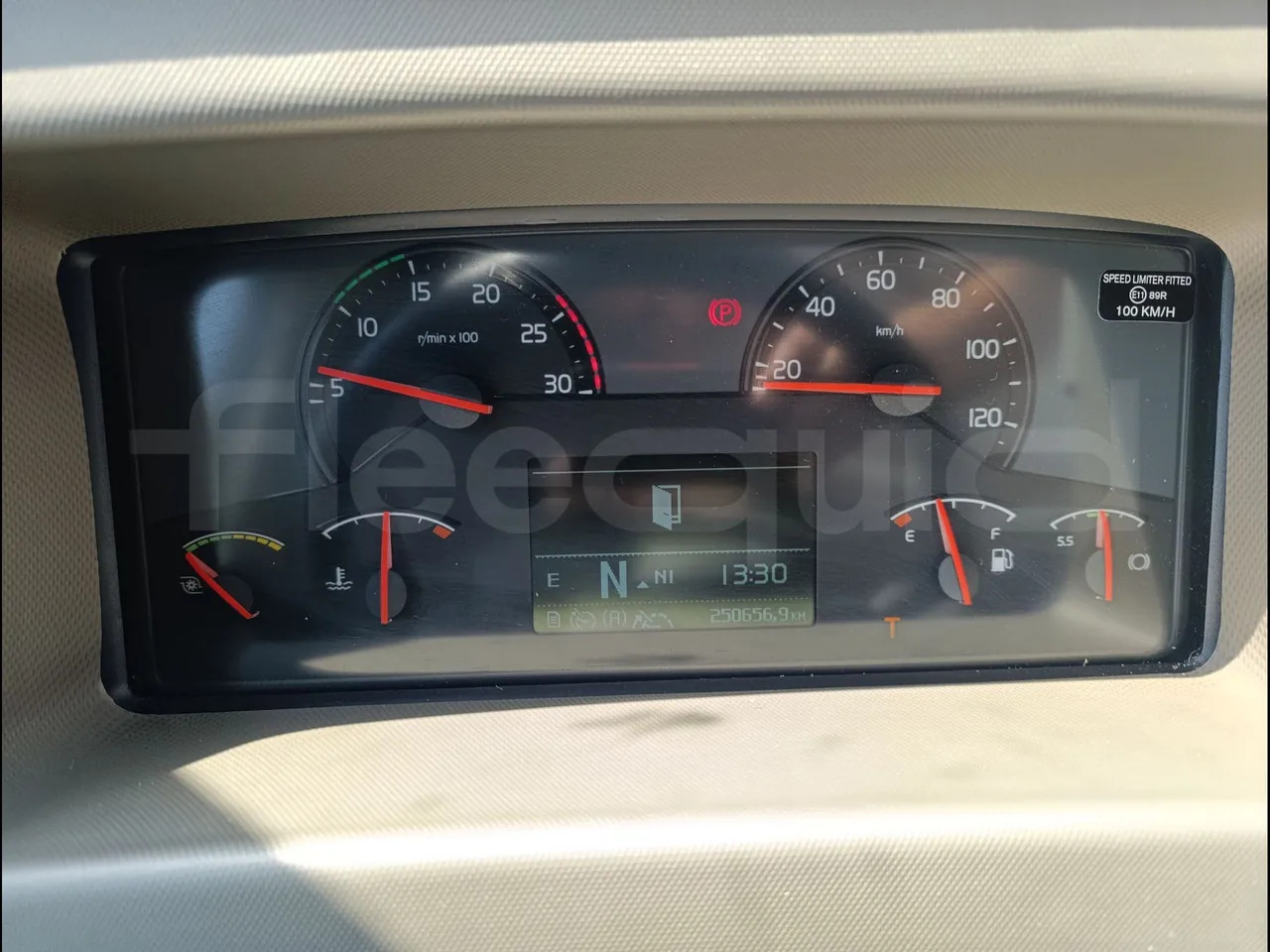 Volvo Sunsundegui - Autocar: photos 3 Volvo Sunsundegui - Autocar: photos 3