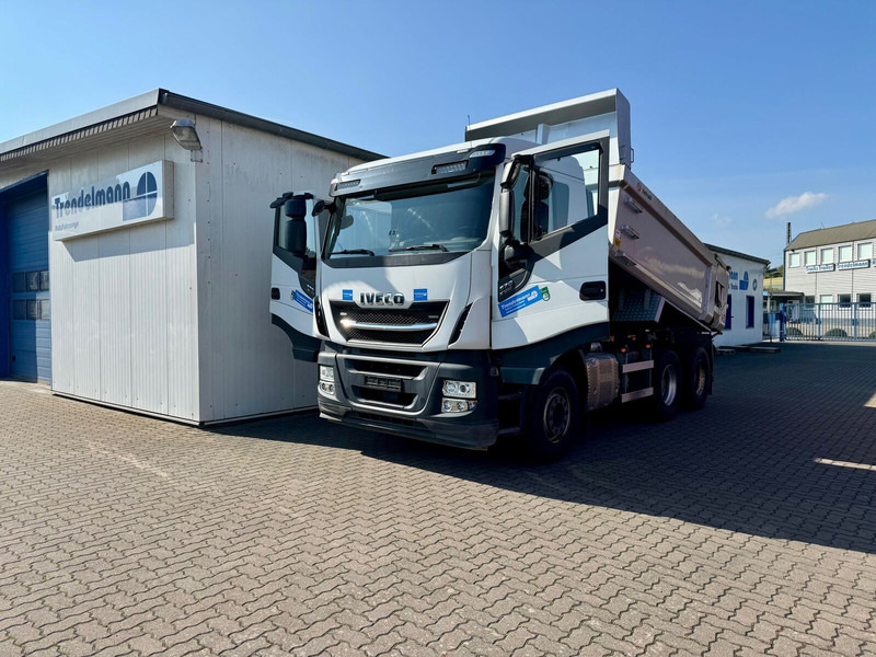 Iveco X-Way 570 AS 260XZ/HR 6x4 Hinterkipper Hardox Hydraulische Heckk - Camion benne: photos 2 Iveco X-Way 570 AS 260XZ/HR 6x4 Hinterkipper Hardox Hydraulische Heckk - Camion benne: photos 2