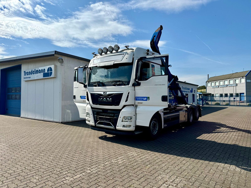MAN TGX 26.580 BL 6x2 Zwillingbereifte Liftachse Abroller Hiab Funk- - Camion ampliroll: photos 3 MAN TGX 26.580 BL 6x2 Zwillingbereifte Liftachse Abroller Hiab Funk- - Camion ampliroll: photos 3