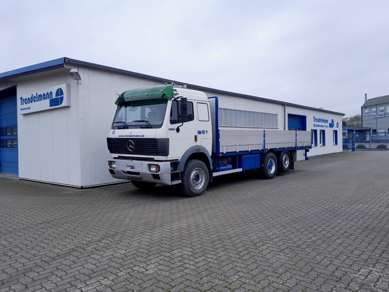 Mercedes-Benz SK 2538 6x2 Pritsche - Camion plateau: photos 2 Mercedes-Benz SK 2538 6x2 Pritsche - Camion plateau: photos 2