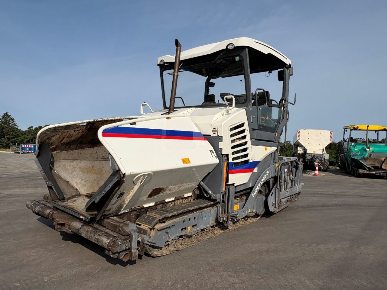 VÖGELE SUPER 1800-3i - Finisseur: photos 2 VÖGELE SUPER 1800-3i - Finisseur: photos 2