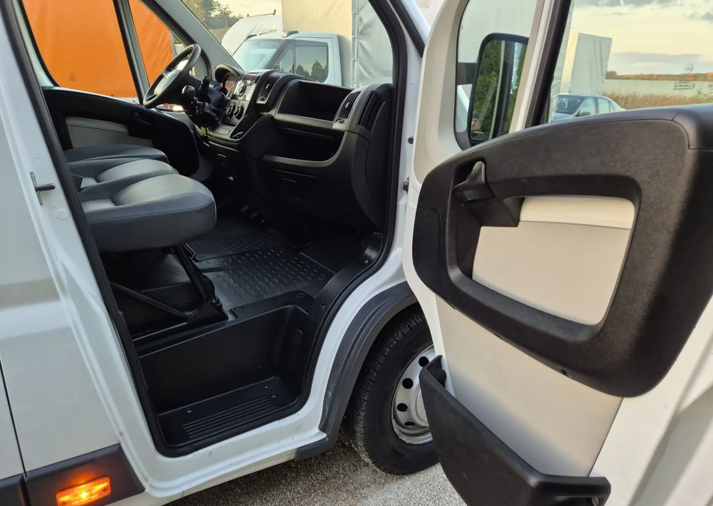 Fiat DUCATO 2.3 150KM / - Utilitaire double cabine: photos 5 Fiat DUCATO 2.3 150KM / - Utilitaire double cabine: photos 5