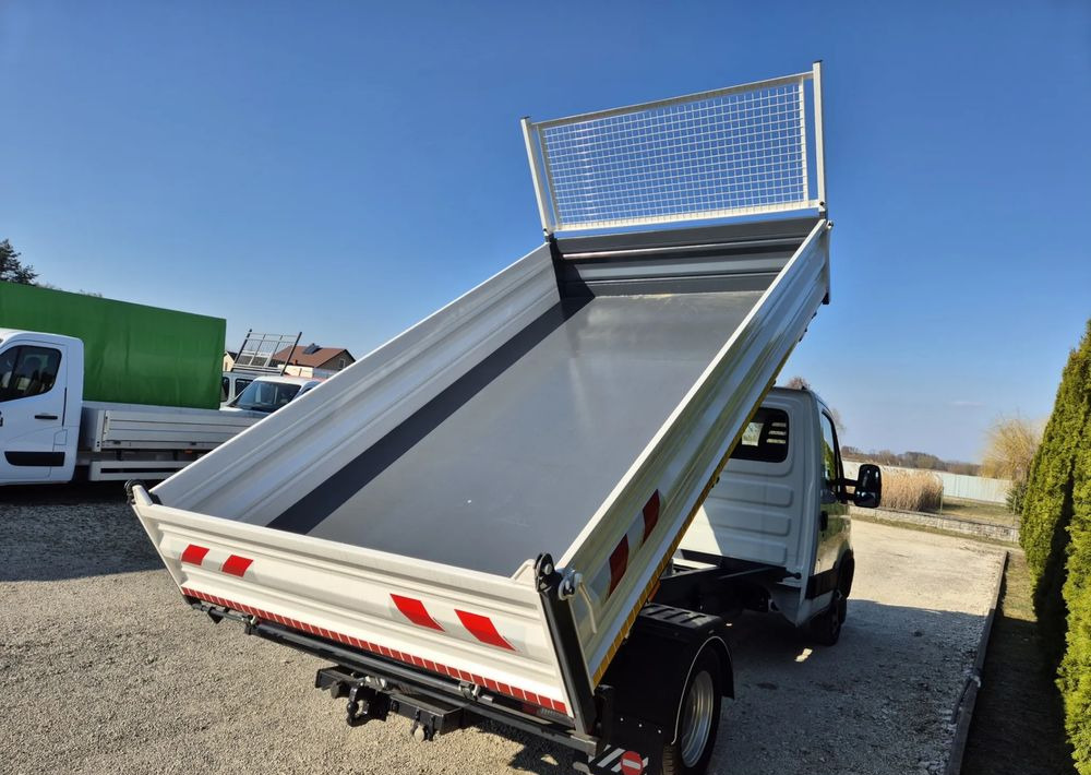 Iveco 35c15 3.0 150KM - Utilitaire benne: photos 4 Iveco 35c15 3.0 150KM - Utilitaire benne: photos 4