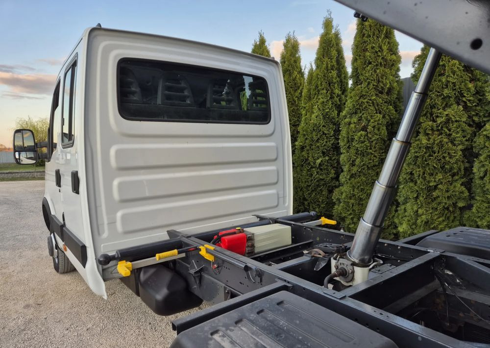 Iveco 50c15 3.0 150KM Brygadówka - Utilitaire benne: photos 4 Iveco 50c15 3.0 150KM Brygadówka - Utilitaire benne: photos 4