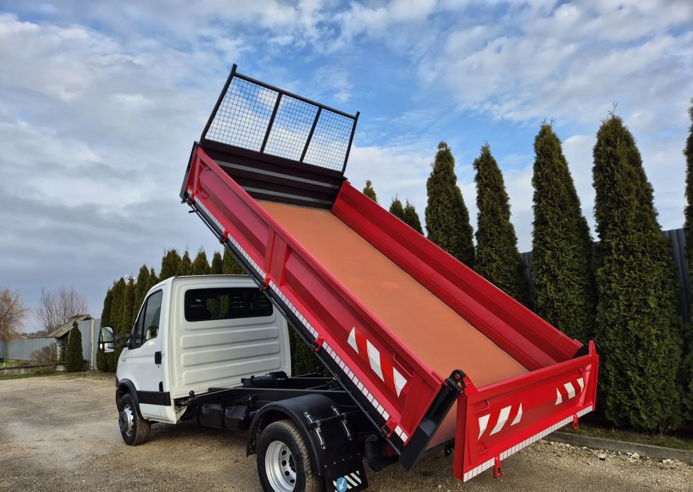 Iveco 70c17 3.0 170KM/ Wywrotka 3-str/ - Utilitaire benne: photos 3 Iveco 70c17 3.0 170KM/ Wywrotka 3-str/ - Utilitaire benne: photos 3