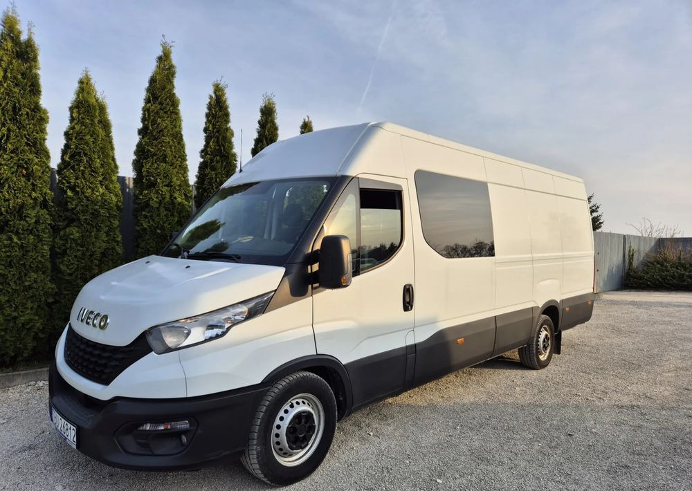 Iveco Iveco 35s18 3.0 180KM Brygadówka manual - Utilitaire double cabine: photos 2 Iveco Iveco 35s18 3.0 180KM Brygadówka manual - Utilitaire double cabine: photos 2