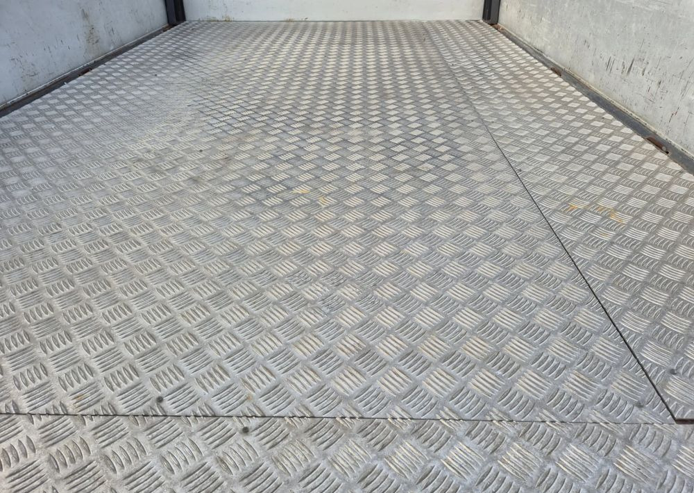 Peugeot Boxer 2.2 150KM brygadówka Maxi wzmocniony koła 16 cali Dubel - Utilitaire double cabine: photos 4 Peugeot Boxer 2.2 150KM brygadówka Maxi wzmocniony koła 16 cali Dubel - Utilitaire double cabine: photos 4