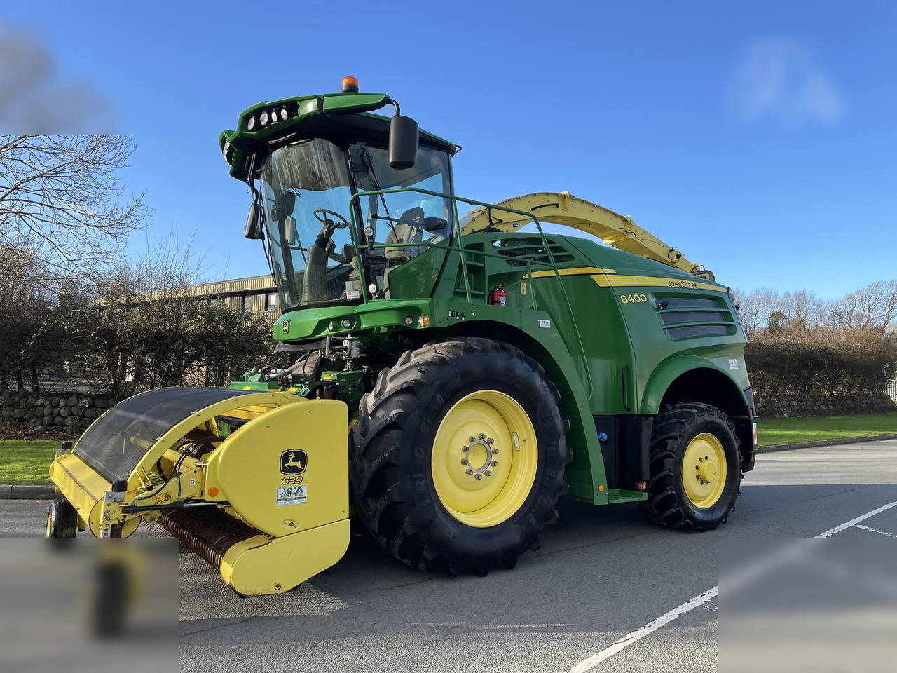2018 JOHN DEERE 8400 - Ensileuse: photos 3 2018 JOHN DEERE 8400 - Ensileuse: photos 3