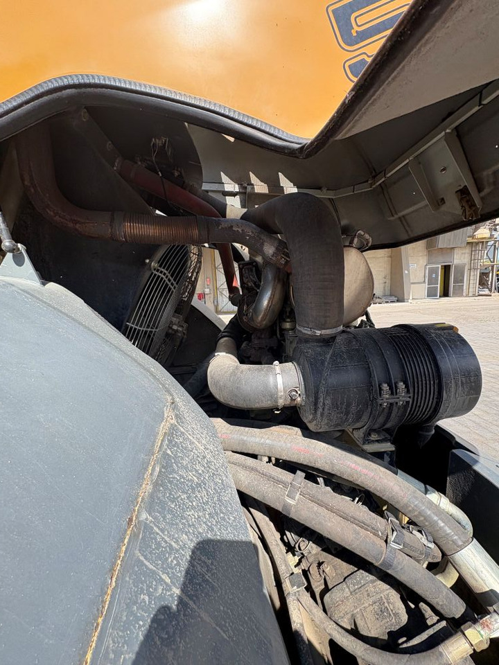 Chargeuse sur pneus Liebherr L538: photos 15