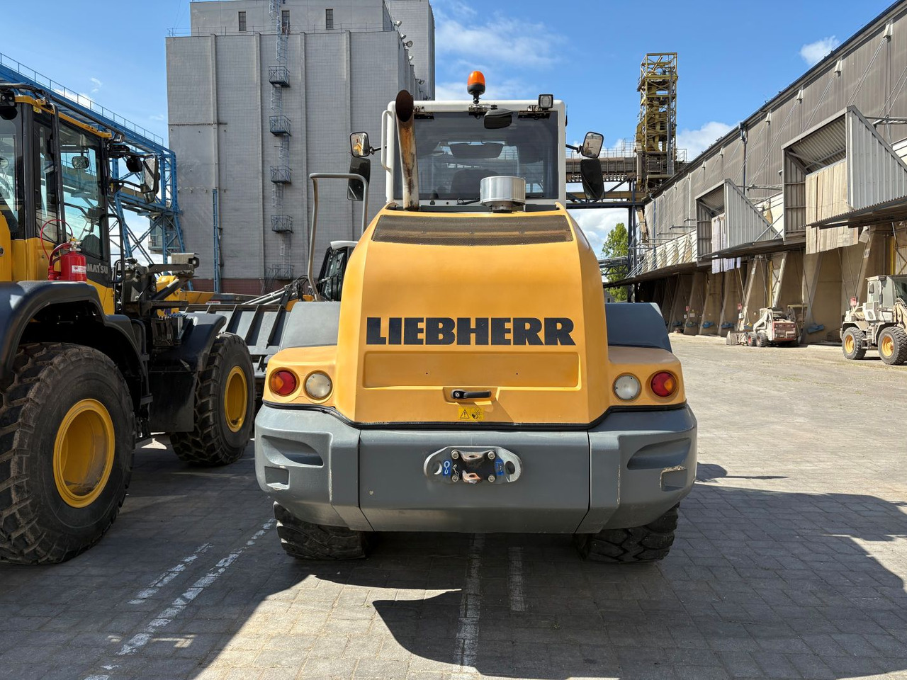 Chargeuse sur pneus Liebherr L538: photos 6