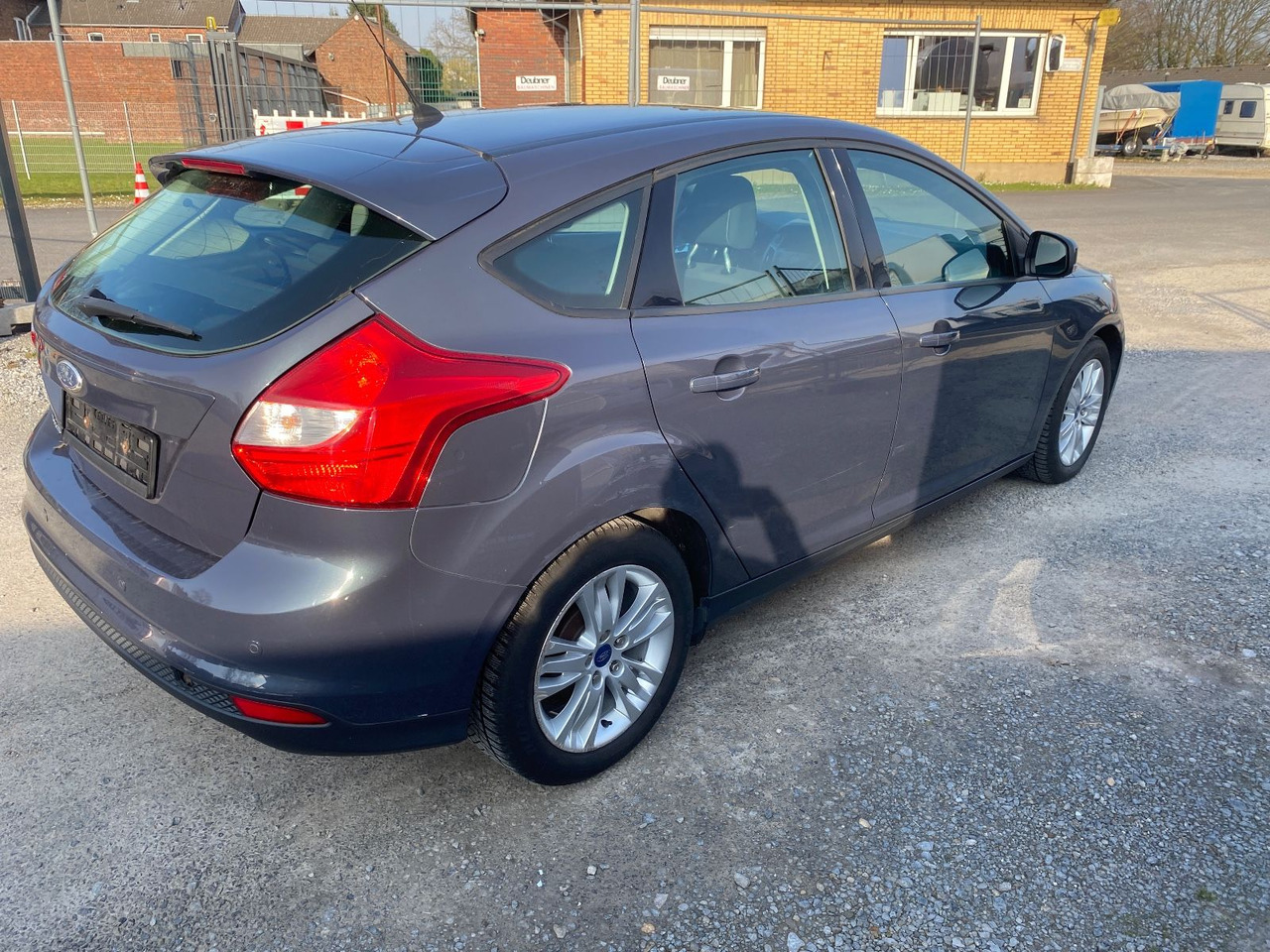 Ford Focus Lim. Trend - Berline: photos 4 Ford Focus Lim. Trend - Berline: photos 4