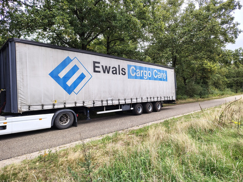 LAG MEGA DIEPLADER - Semi-remorque surbaissé: photos 2 LAG MEGA DIEPLADER - Semi-remorque surbaissé: photos 2