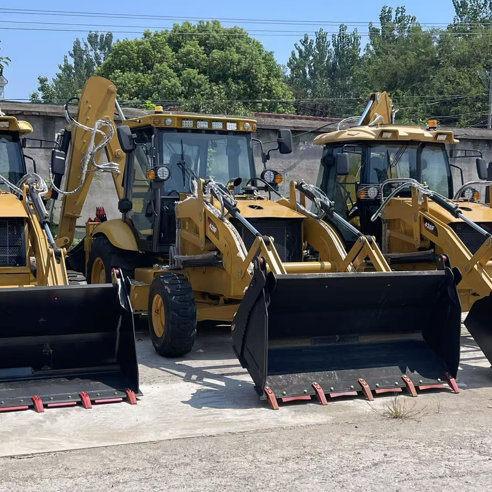 CATERPILLAR 428F backhoe loader powerful jcb - Tractopelle: photos 1 CATERPILLAR 428F backhoe loader powerful jcb - Tractopelle: photos 1