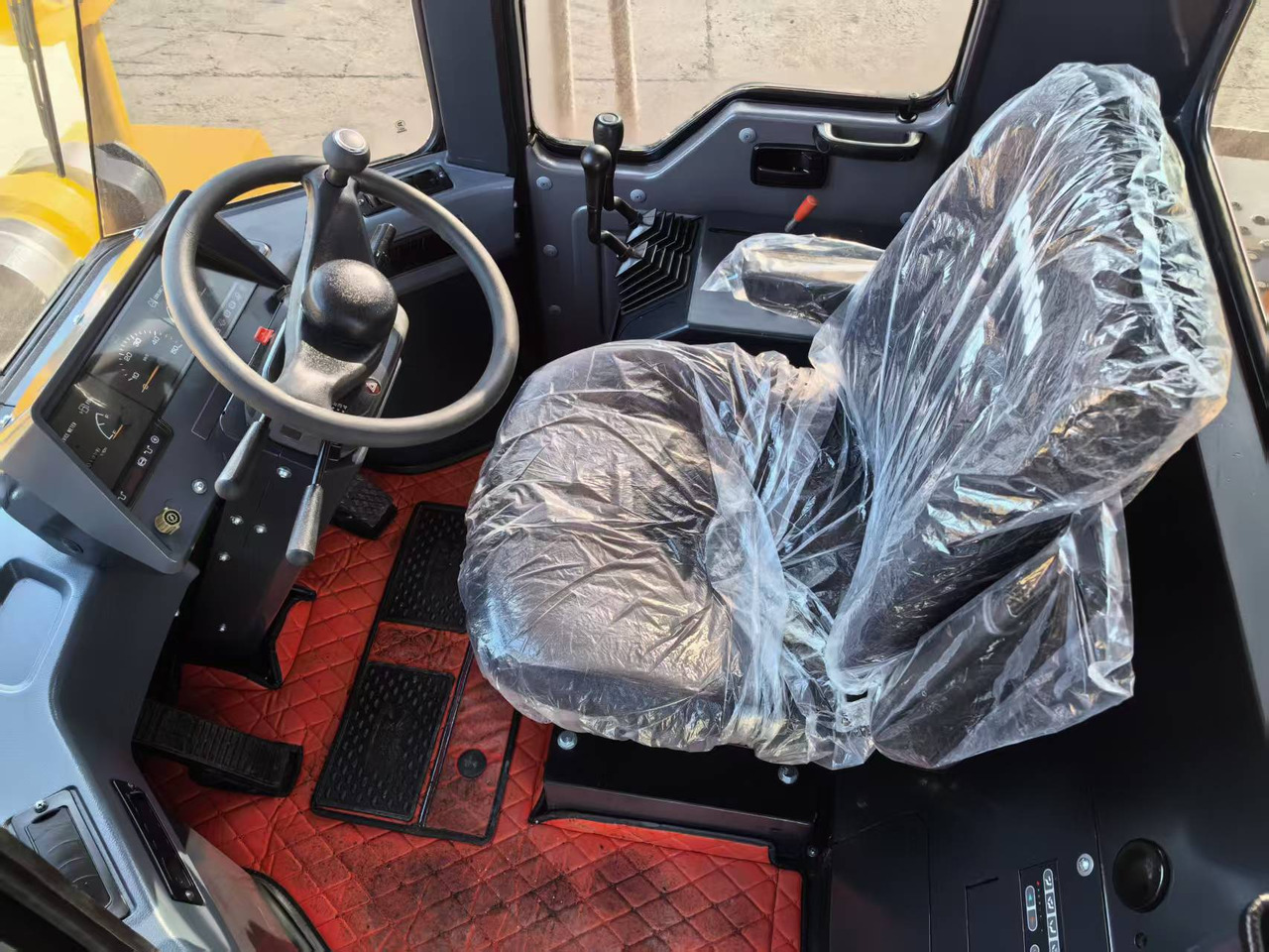 KOMATSU wa470 Low work hours, direct supply from the source, lower prices - Chargeuse sur pneus: photos 3 KOMATSU wa470 Low work hours, direct supply from the source, lower prices - Chargeuse sur pneus: photos 3