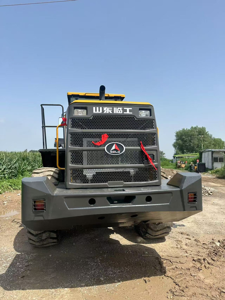 SDLG L958F China brand low price 5 ton class front loader strong power - Chargeuse sur pneus: photos 4 SDLG L958F China brand low price 5 ton class front loader strong power - Chargeuse sur pneus: photos 4