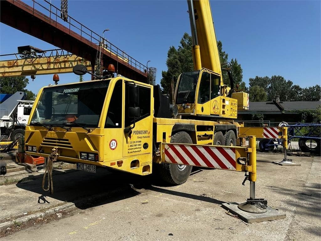 Terex Demag AC 50-1  - Grue tout-terrain: photos 1 Terex Demag AC 50-1  - Grue tout-terrain: photos 1