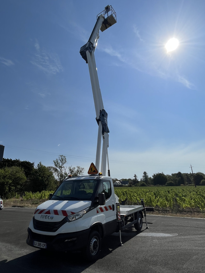 IVECO DAILY SOCAGE 24D SPEED - crédit-bail IVECO DAILY SOCAGE 24D SPEED: photos 25