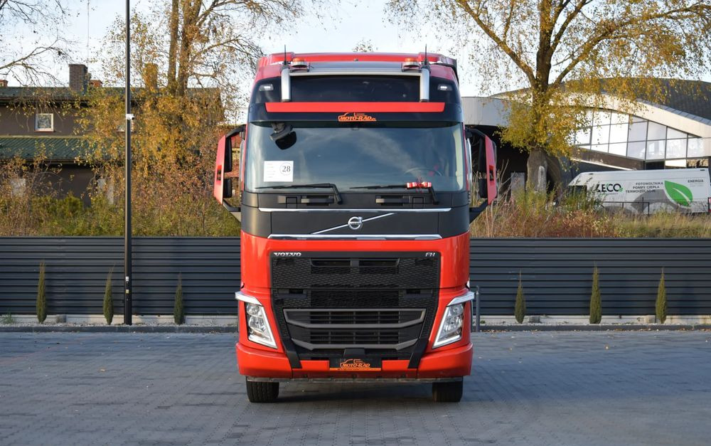Volvo FH500 / HYDRAULIKA / EURO 6 / ACC / LEDY / ALUFELGI / SERWISOWANY / SPROWADZONY - Tracteur routier: photos 2 Volvo FH500 / HYDRAULIKA / EURO 6 / ACC / LEDY / ALUFELGI / SERWISOWANY / SPROWADZONY - Tracteur routier: photos 2