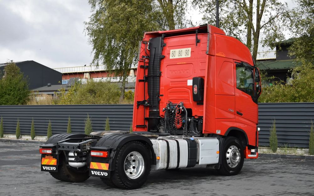 Volvo FH500 / HYDRAULIKA / EURO 6 / ACC / LEDY / ALUFELGI / SERWISOWANY / SPROWADZONY - Tracteur routier: photos 5 Volvo FH500 / HYDRAULIKA / EURO 6 / ACC / LEDY / ALUFELGI / SERWISOWANY / SPROWADZONY - Tracteur routier: photos 5