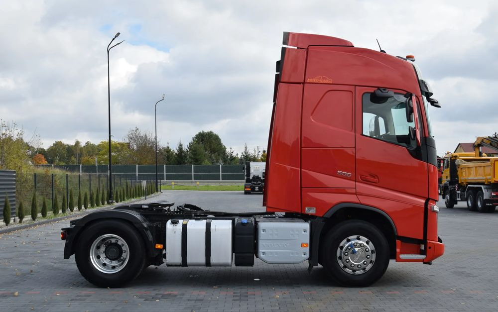 Volvo FH500 / HYDRAULIKA / EURO 6 / ACC / LEDY / ALUFELGI / SERWISOWANY / SPROWADZONY - Tracteur routier: photos 4 Volvo FH500 / HYDRAULIKA / EURO 6 / ACC / LEDY / ALUFELGI / SERWISOWANY / SPROWADZONY - Tracteur routier: photos 4