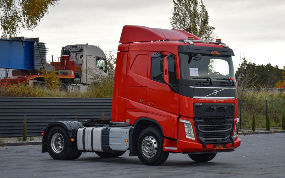 Volvo FH500 / NISKA KABINA / HYDRAULIKA / EURO 6 / ACC / LEDY / ALUFELGI / SERWISOWANY / SPROWADZONY - Tracteur routier: photos 3 Volvo FH500 / NISKA KABINA / HYDRAULIKA / EURO 6 / ACC / LEDY / ALUFELGI / SERWISOWANY / SPROWADZONY - Tracteur routier: photos 3