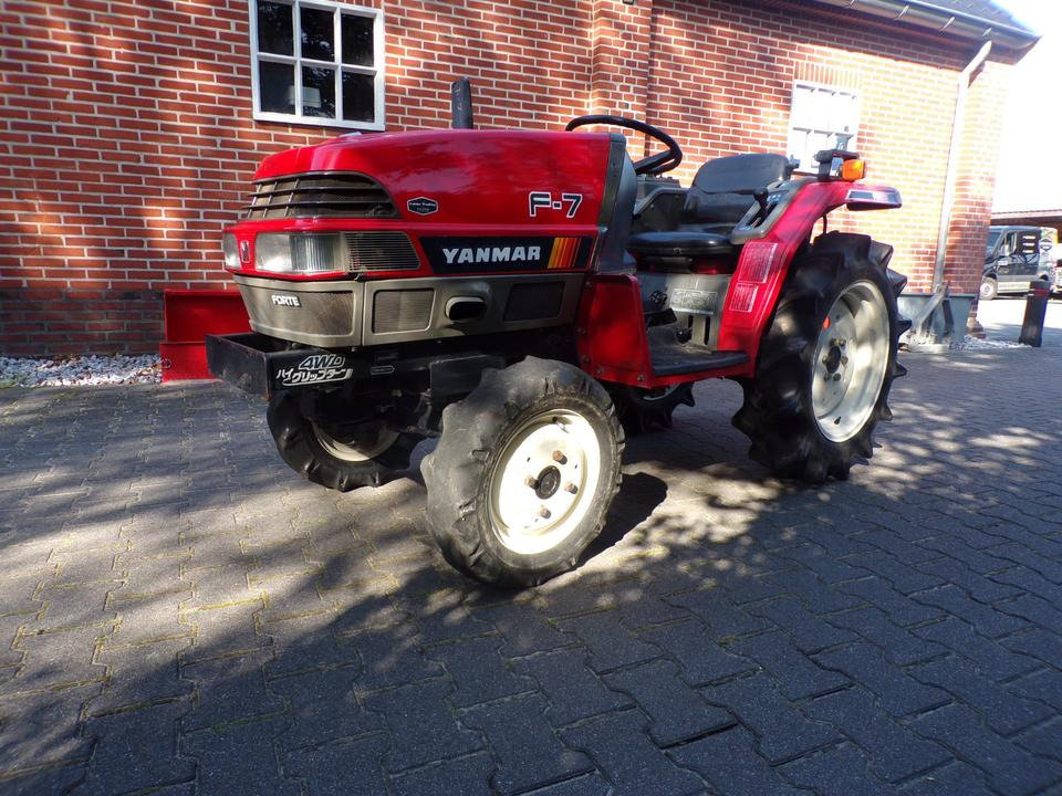 Kleintraktor Yanmar F-7 - Micro tracteur: photos 2 Kleintraktor Yanmar F-7 - Micro tracteur: photos 2
