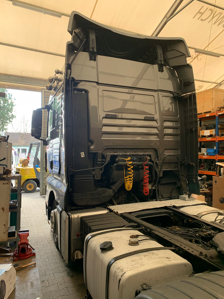 KABINA MAN TGX XLX - Cabine pour Camion: photos 4 KABINA MAN TGX XLX - Cabine pour Camion: photos 4