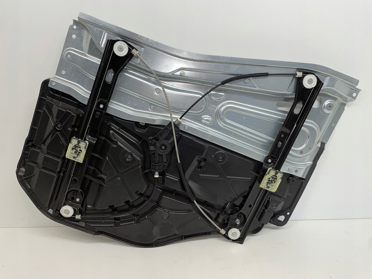 MECHANIZM PODNOSZENIA SZYB MAN TGS TGX TGL 3 TG3 81626456065 - Portière et pièces pour Camion: photos 1 MECHANIZM PODNOSZENIA SZYB MAN TGS TGX TGL 3 TG3 81626456065 - Portière et pièces pour Camion: photos 1