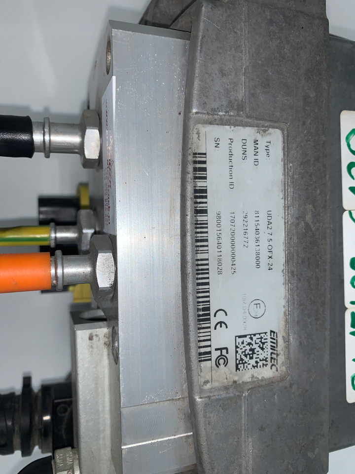 POMPA AD BLUE ADBLUE MAN TGS TGX euro 6 e6 e 6 - AdBlue réservoir pour Camion: photos 3 POMPA AD BLUE ADBLUE MAN TGS TGX euro 6 e6 e 6 - AdBlue réservoir pour Camion: photos 3