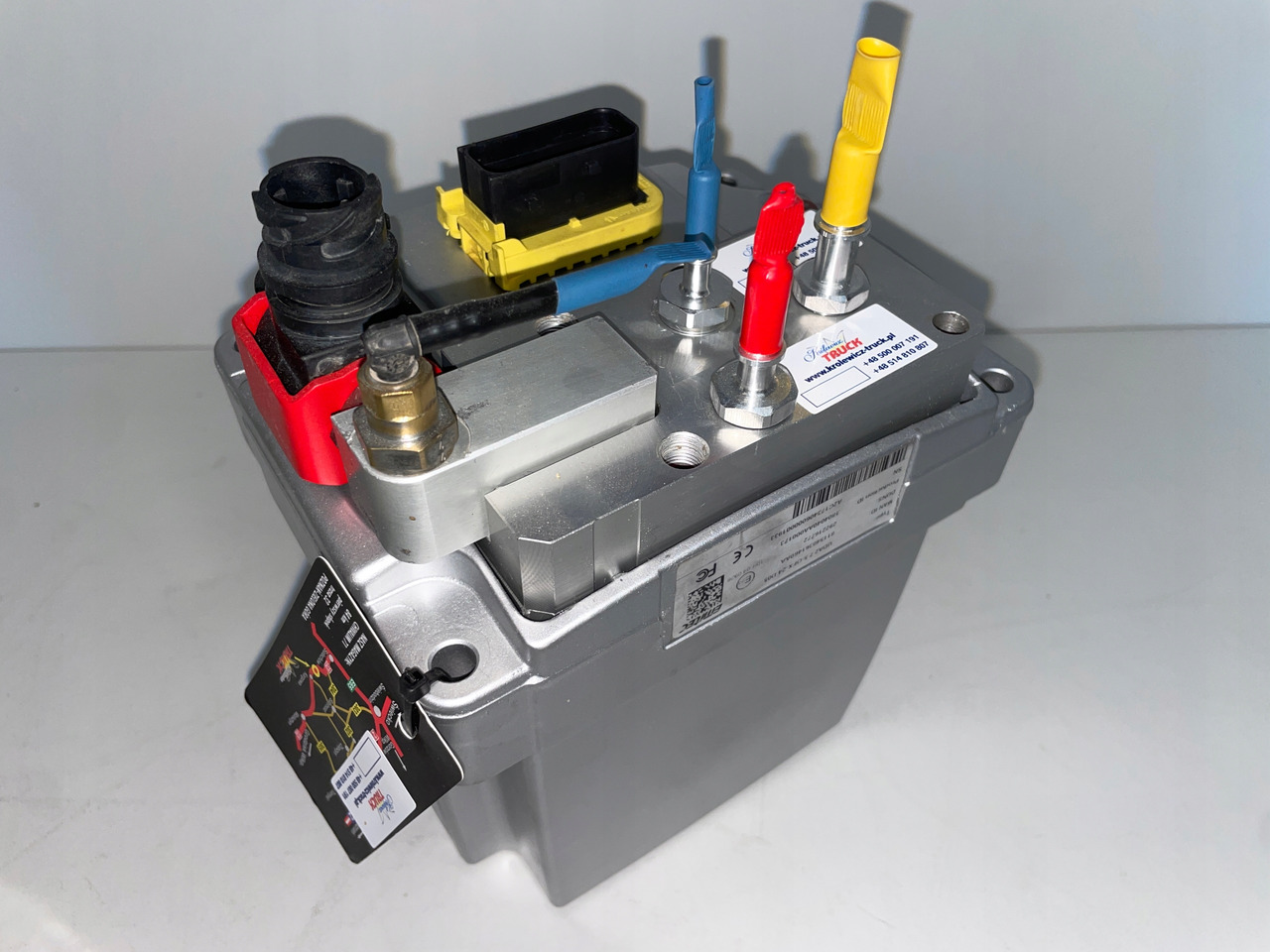 POMPA ADBLUE AD BLUE EMITEC MAN TGX TGS 81154036146 - Carrosserie et extérieur pour Camion: photos 2 POMPA ADBLUE AD BLUE EMITEC MAN TGX TGS 81154036146 - Carrosserie et extérieur pour Camion: photos 2