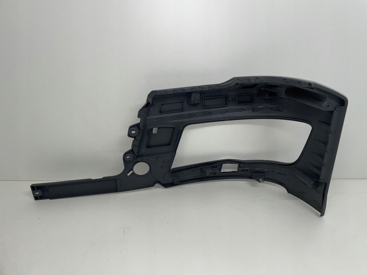 PRAWA NAKŁADKA OSŁONA ZDERZAKA ZDERZAK MAN TGS TG3 - Pare-chocs pour Camion: photos 2 PRAWA NAKŁADKA OSŁONA ZDERZAKA ZDERZAK MAN TGS TG3 - Pare-chocs pour Camion: photos 2