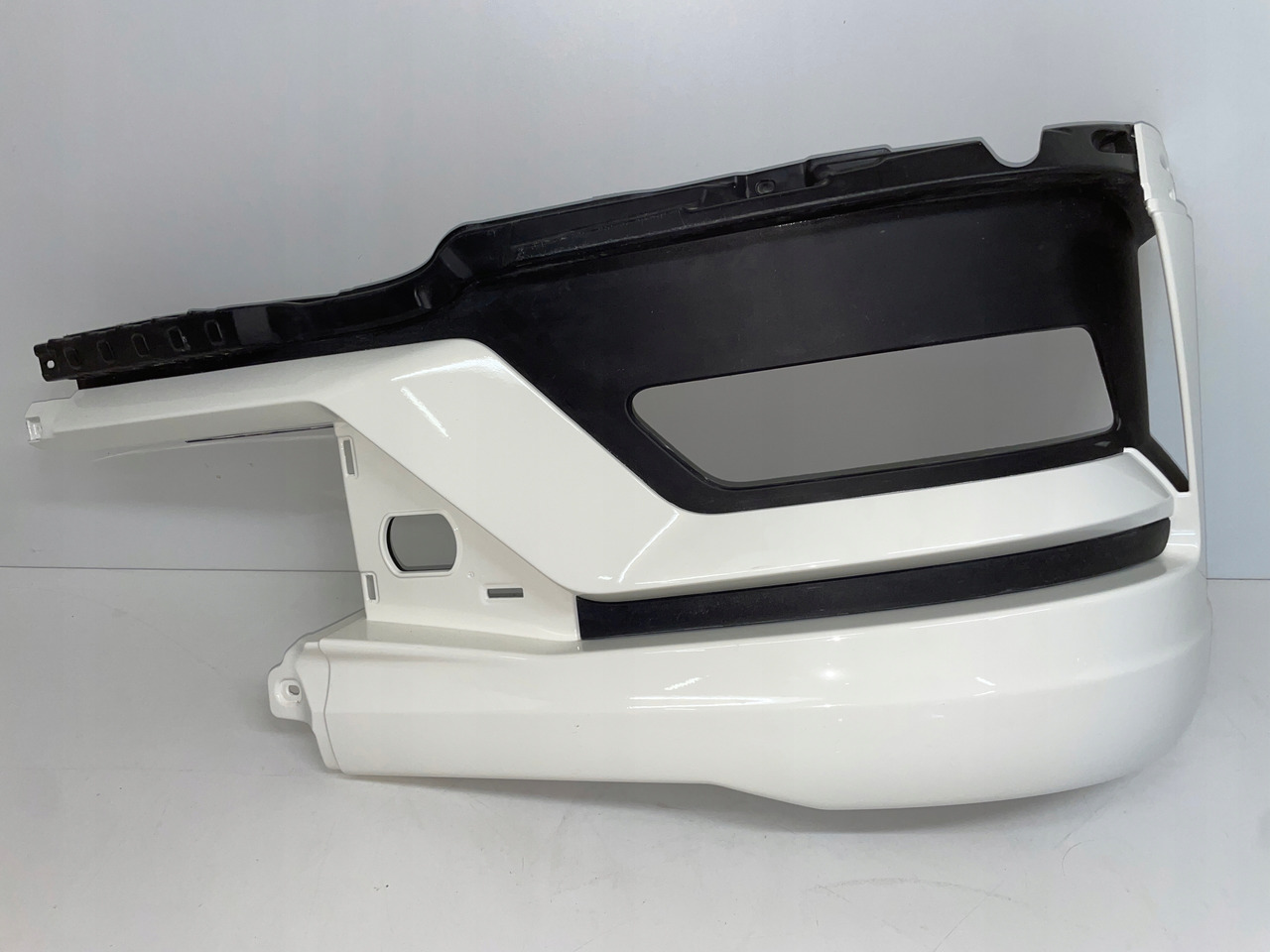 PRAWA OSŁONA NA HALOGEN ZDERZAK MAN TG3 TGX 3 81416142276 - Pare-chocs pour Camion: photos 1 PRAWA OSŁONA NA HALOGEN ZDERZAK MAN TG3 TGX 3 81416142276 - Pare-chocs pour Camion: photos 1