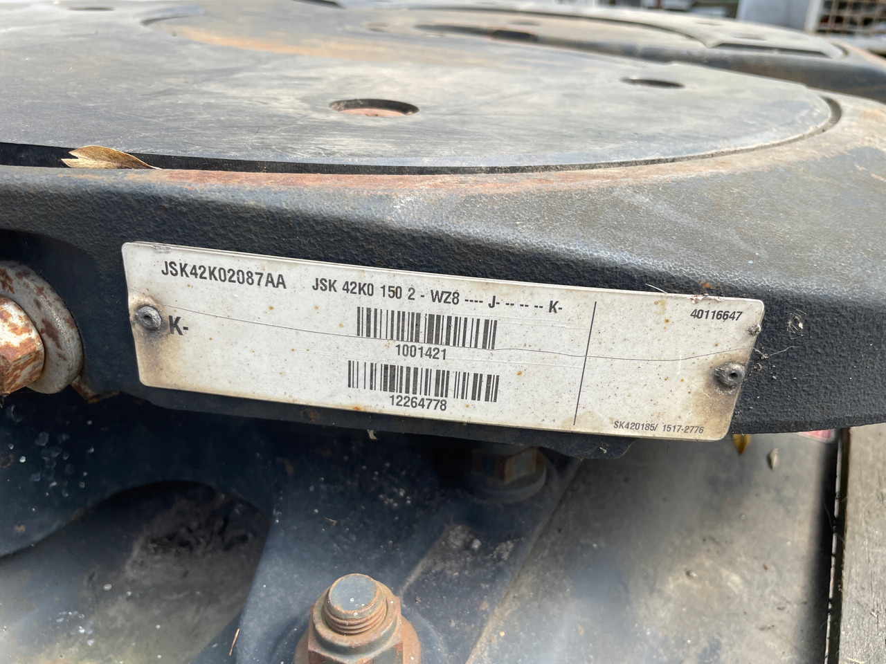 SIODŁO JOST MERCEDES ACTROS MP4 MP 4 A9603170021 - Carrosserie et extérieur pour Camion: photos 3 SIODŁO JOST MERCEDES ACTROS MP4 MP 4 A9603170021 - Carrosserie et extérieur pour Camion: photos 3