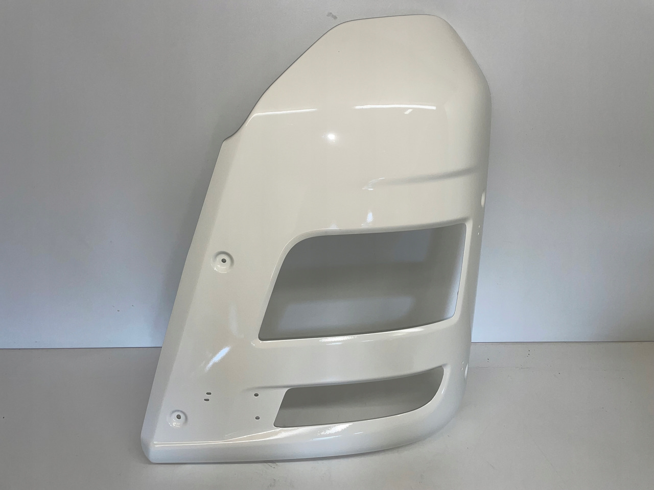 ZDERZAK METALOWY BUDOWLANY MAN TGX EURO 6 - Pare-chocs pour Camion: photos 1 ZDERZAK METALOWY BUDOWLANY MAN TGX EURO 6 - Pare-chocs pour Camion: photos 1