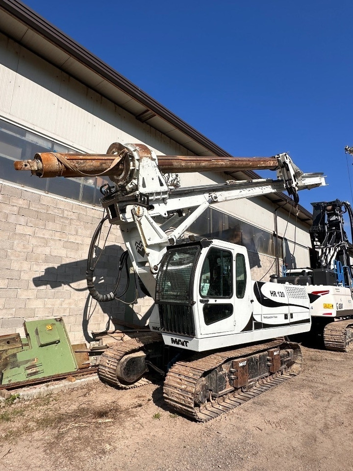Mait HR 120  - Mât de battage: photos 2 Mait HR 120  - Mât de battage: photos 2