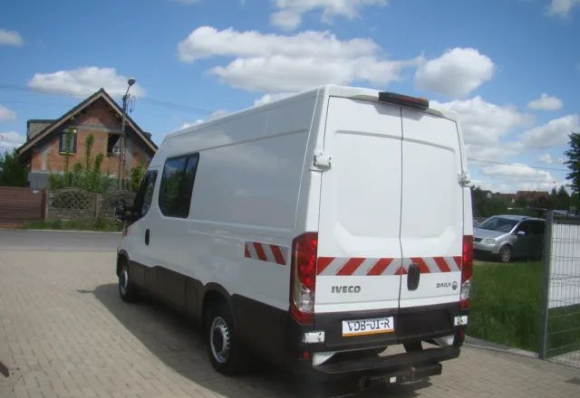 Fourgon utilitaire Iveco DAILY 35 S 16 REJESTRACJA NA 6-OSÓB SUPER NA KAMPERA: photos 8