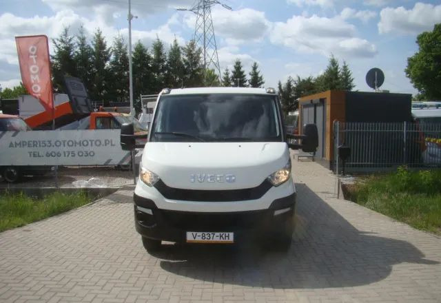 Iveco DAILY 40 C 17 3.0TDI CLIXSTAR PRAWOJAZDY E DO B 3400KGŁADOWNOŚCI - Fourgon plateau: photos 3 Iveco DAILY 40 C 17 3.0TDI CLIXSTAR PRAWOJAZDY E DO B 3400KGŁADOWNOŚCI - Fourgon plateau: photos 3