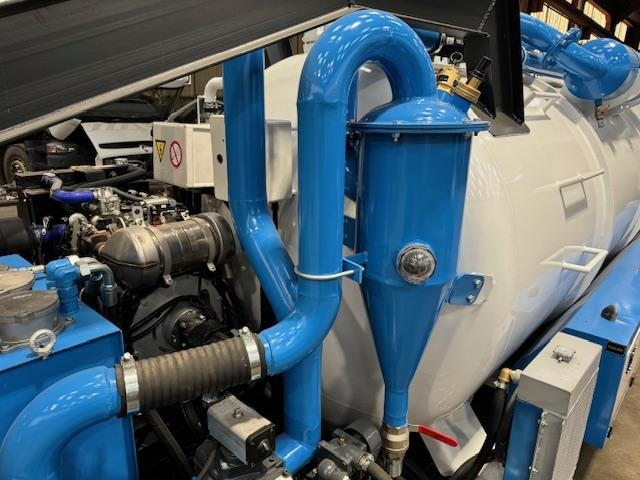 Camion hydrocureur neuf BERCE HYDROCUREUSE FRANCEHYDRO: photos 23 Camion hydrocureur neuf BERCE HYDROCUREUSE FRANCEHYDRO: photos 23