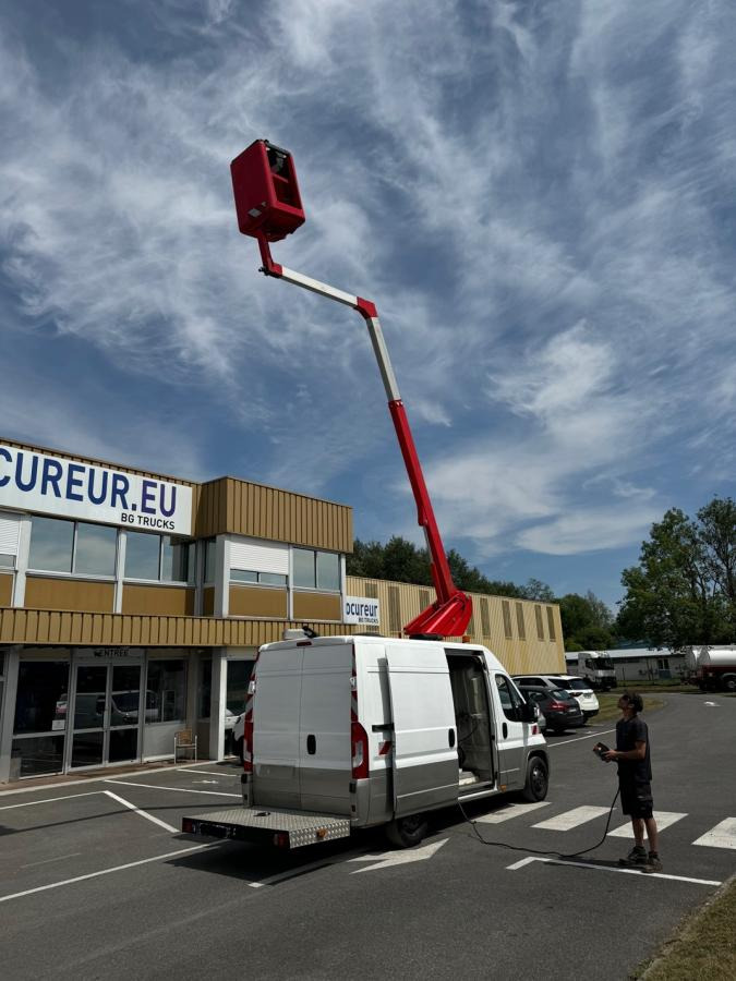 Citroën Jumper - Nacelle, Véhicule utilitaire: photos 2 Citroën Jumper - Nacelle, Véhicule utilitaire: photos 2