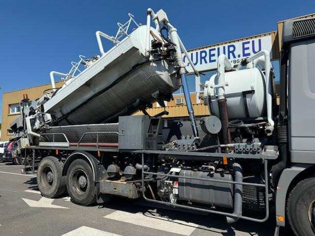 Mercedes Actros 2636 - Camion hydrocureur: photos 4 Mercedes Actros 2636 - Camion hydrocureur: photos 4