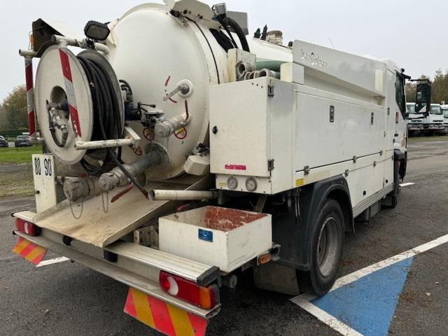 Renault D-Series - Camion hydrocureur: photos 4 Renault D-Series - Camion hydrocureur: photos 4