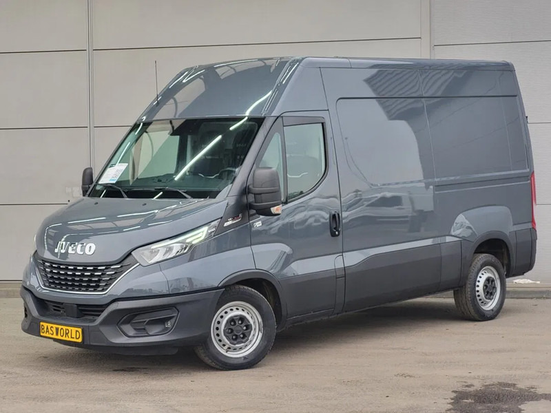 Iveco Daily 35S18 - Fourgon utilitaire, Utilitaire double cabine: photos 1 Iveco Daily 35S18 - Fourgon utilitaire, Utilitaire double cabine: photos 1