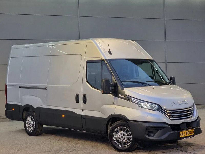 Iveco Daily 35S21 L2H2 Automatic Clima Cruise LED Parkingsensors Camera Towbar LED Euro6 2024 - Fourgon utilitaire: photos 3 Iveco Daily 35S21 L2H2 Automatic Clima Cruise LED Parkingsensors Camera Towbar LED Euro6 2024 - Fourgon utilitaire: photos 3