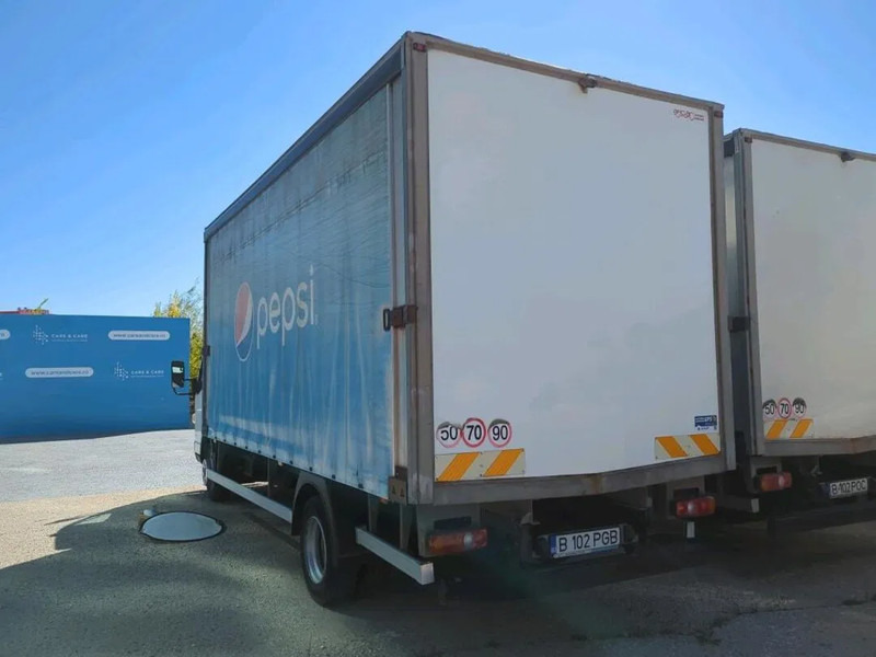 Mitsubishi Fuso Fuso - Camion fourgon: photos 3 Mitsubishi Fuso Fuso - Camion fourgon: photos 3