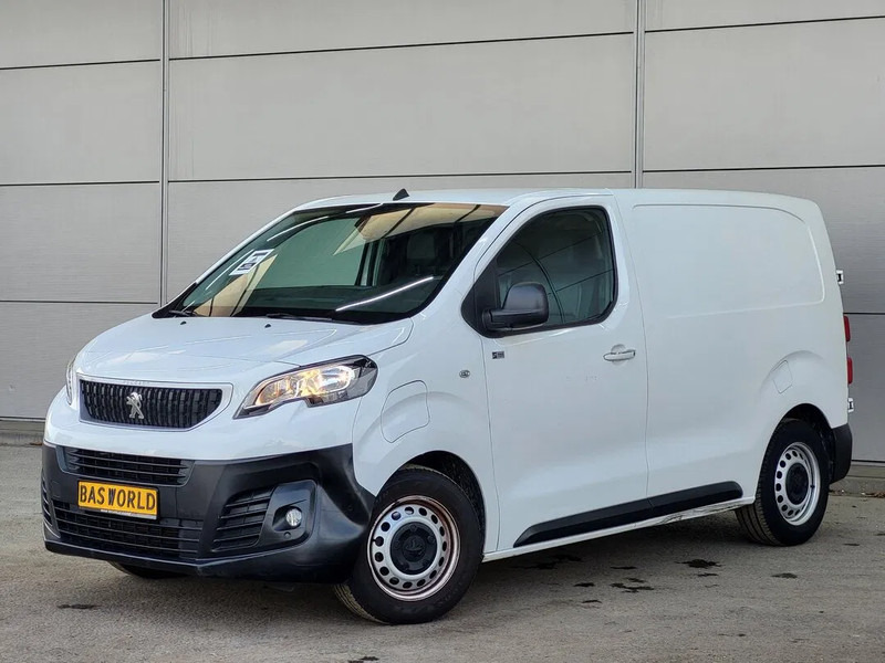 Peugeot e-Expert e-Expert L1H1 - Fourgonnette: photos 1 Peugeot e-Expert e-Expert L1H1 - Fourgonnette: photos 1