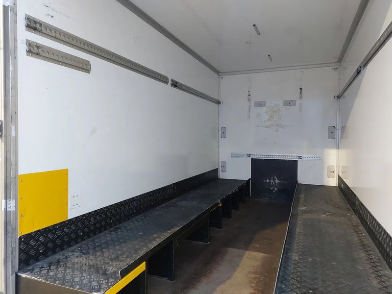 Renault Master Automatic Clima Cruise Camera LED Euro6 2021 - Fourgon utilitaire: photos 5 Renault Master Automatic Clima Cruise Camera LED Euro6 2021 - Fourgon utilitaire: photos 5