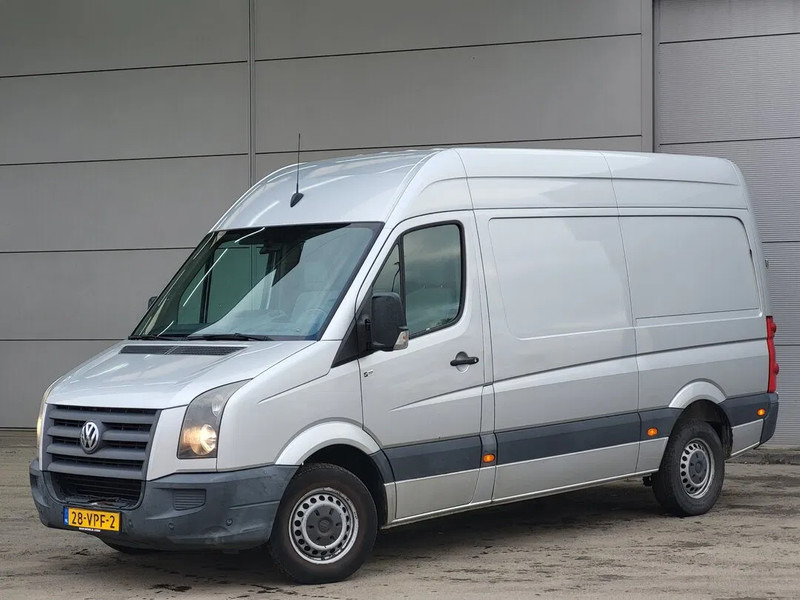 Volkswagen Crafter L2H2 - Fourgonnette: photos 1 Volkswagen Crafter L2H2 - Fourgonnette: photos 1